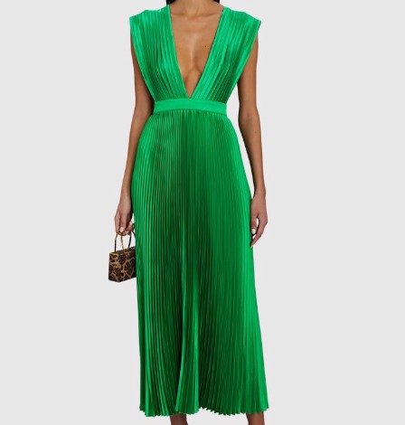 2023 new style green pleated dress back open cover sleeve V neck social dress