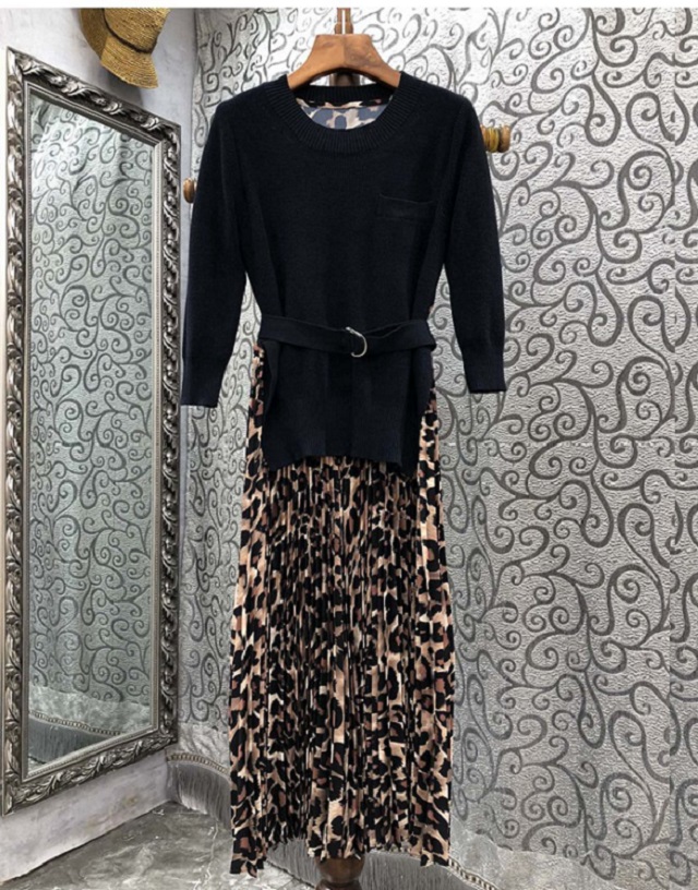 One Piece Dress 2022 Autumn Winter Dress High Quality Women Sexy Wild Leopard Prints Knitted Patchwork Full Sleeve Sweater Dress