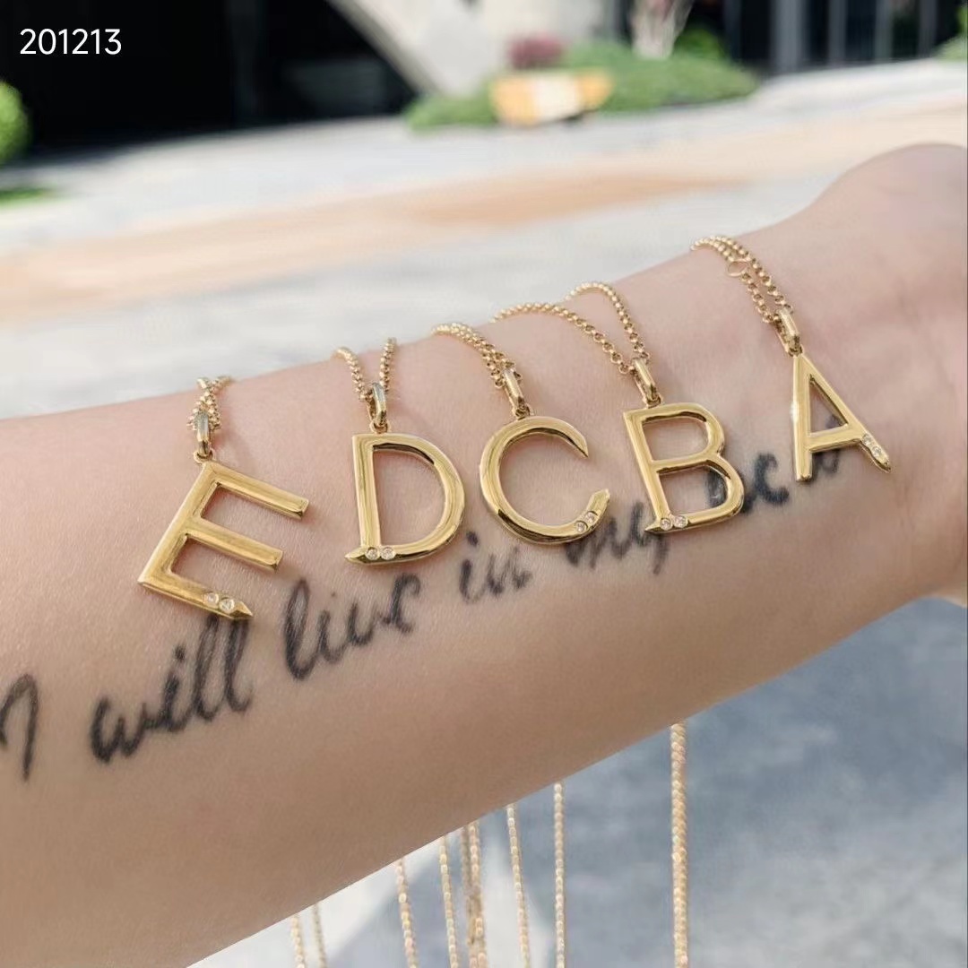 Solid 18K Gold Diamond Pendant 26 Initials Fine Jewelry Au750 A-Z Letter Pendant Name Necklace for Birthday Anniversary Gift