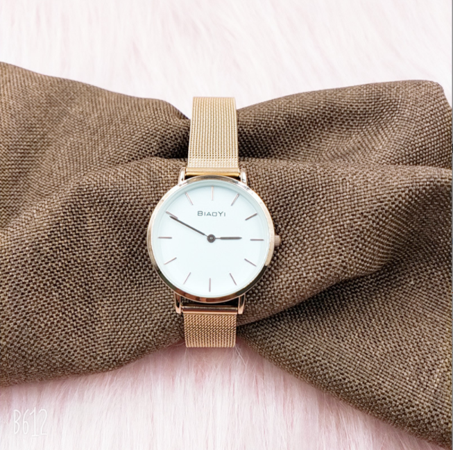 2022 new Fashion promotional factory good price quartz watch stainless steel for lady women