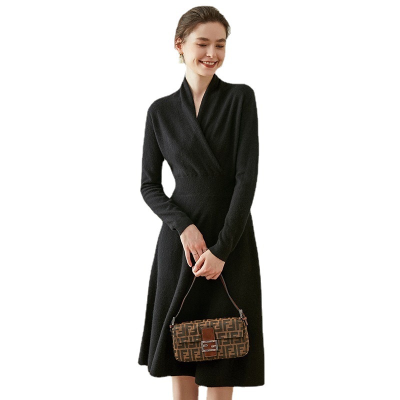 V-neck knitted dress cashmere for women
