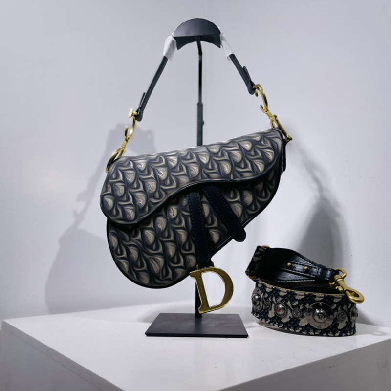 2022 Fashion Brand Saddle Women Hand Bags Phone Bag Lock Ornament Bag One Shoulder Handle Trend Casual Hasp Zipper