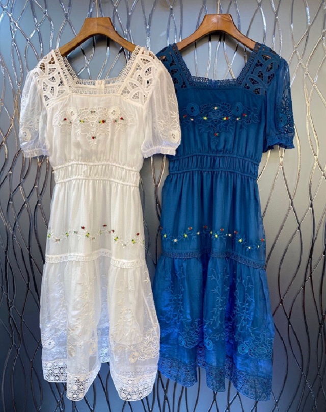 Hollow Out Embroidery Dress 2021 Summer Ladies Sexy Square Collar Flower Patterns Short Sleeve Mid-Calf A-Line White Blue Dress