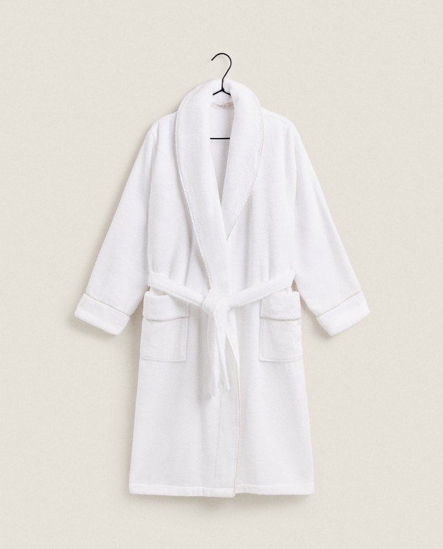 LINEN PIPED BATHROBE