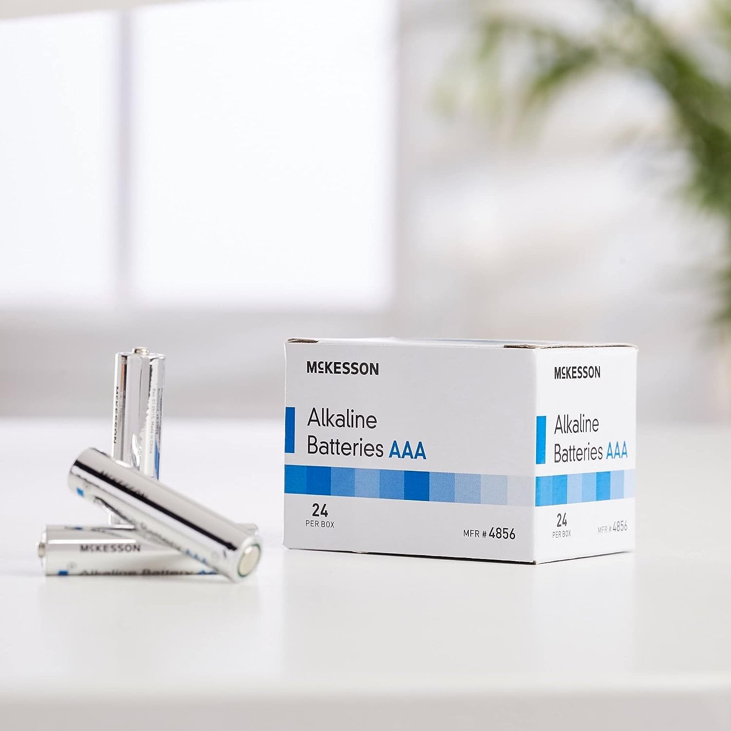 McKesson Alkaline Batteries, AAA - Ideal for Medical Devices, Disposable, 1.5V, 24 Count, 25 Packs, 600 Total