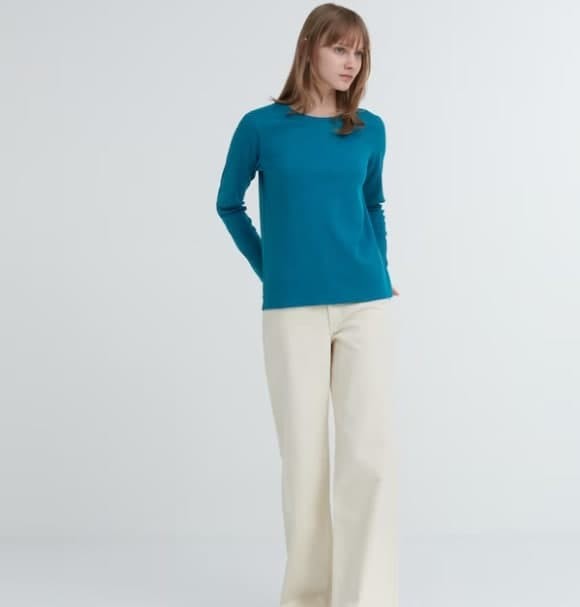 Smooth Stretch Cotton Crew Neck Long-Sleeve T-Shirt