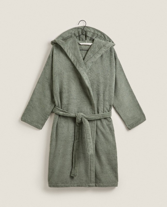 COTTON BATHROBE WITH HOOD