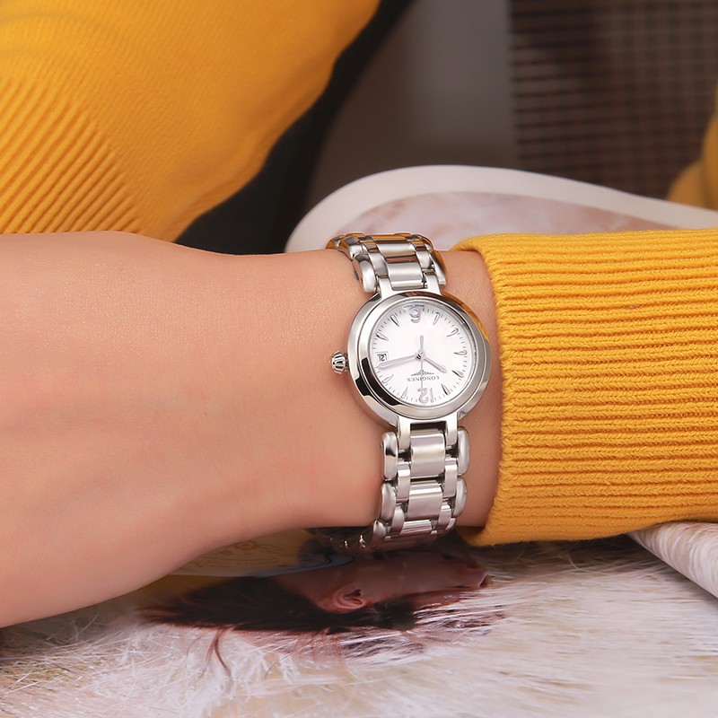Longines (Longines) Swiss watch Xinyue series simple fashion show temperament steel belt quartz ladies watch L8.110.4.16.6 strip face L8.110.4.16.6
