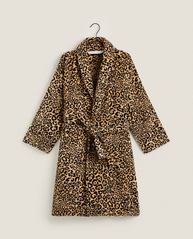 LEOPARD JACQUARD BATHROBE