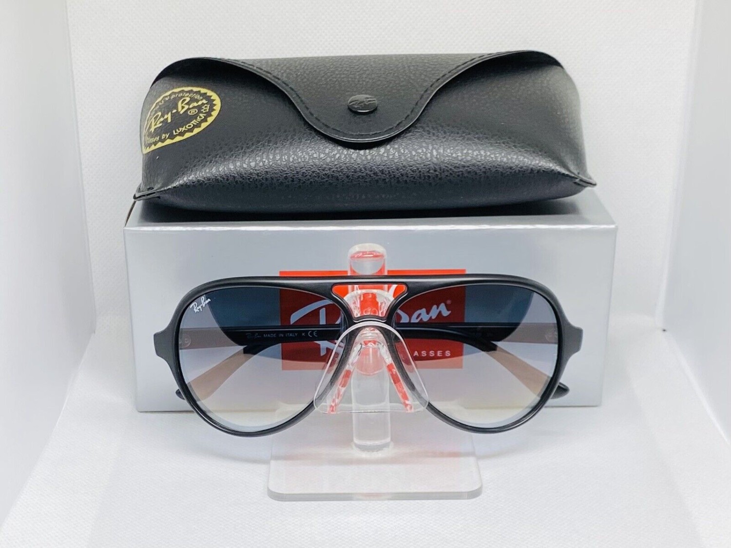 Ray-Ban CATS 5000 RB4125 59mm Black Aviator Sunglasses Gray Gradient Lens
