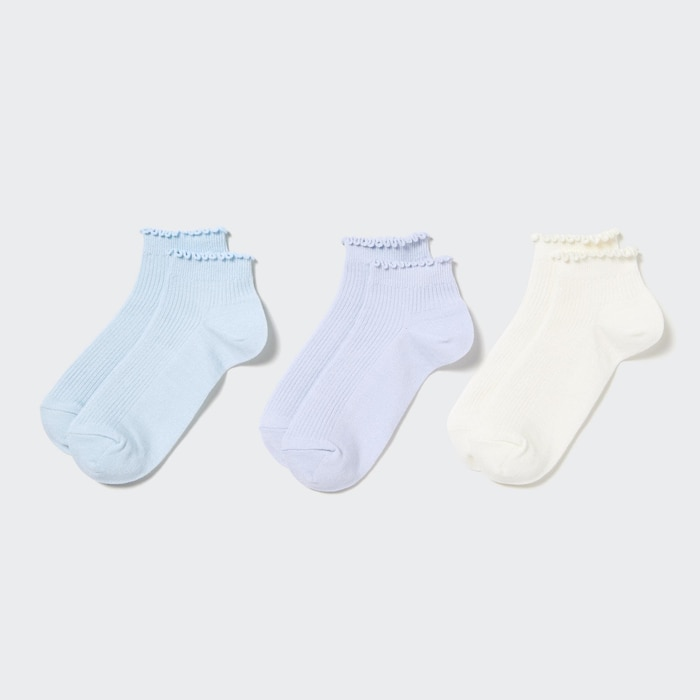 Short Socks (3 Pairs) Deodorizing feature for stay-fresh comfort. The soft feel of combed cotton.