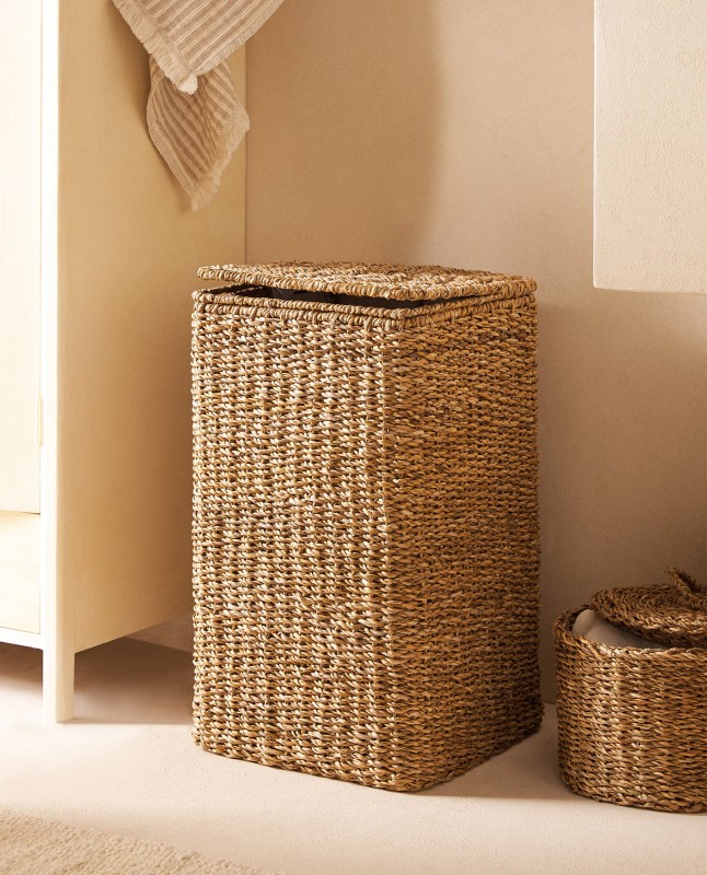 WOVEN LAUNDRY BASKET