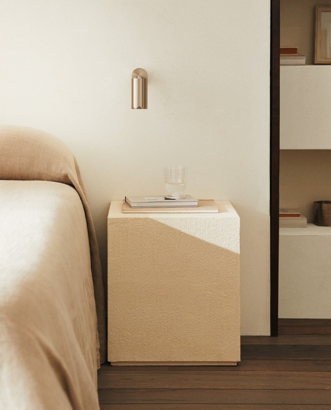 TABLE WITH CEMENT FINISH