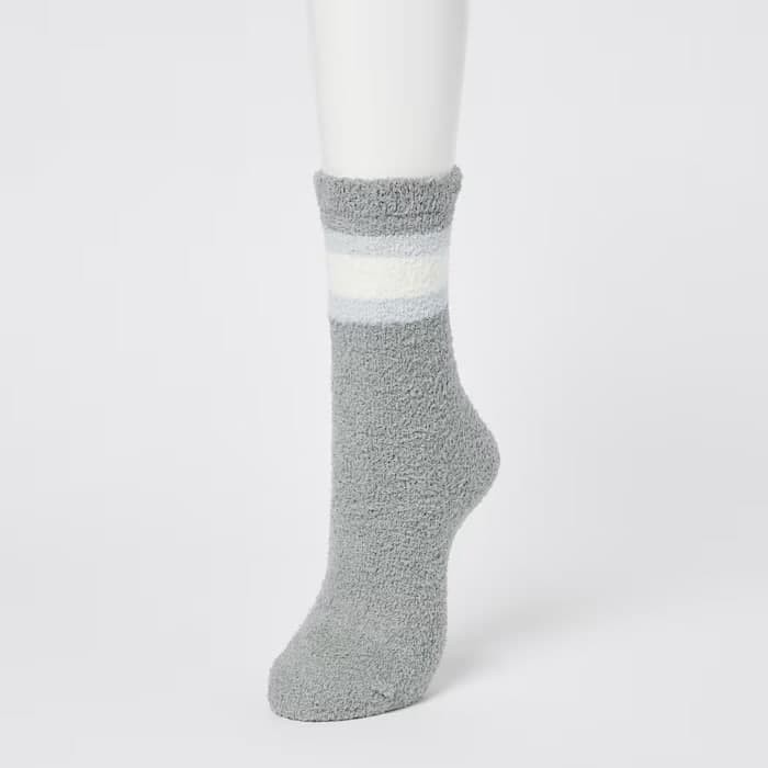 HEATTECH Soft Fluffy Socks Warm and toasty ‘HEATTECH’ packed with high-performance comfort features. Updated longer length, perfect for wearing around the house.