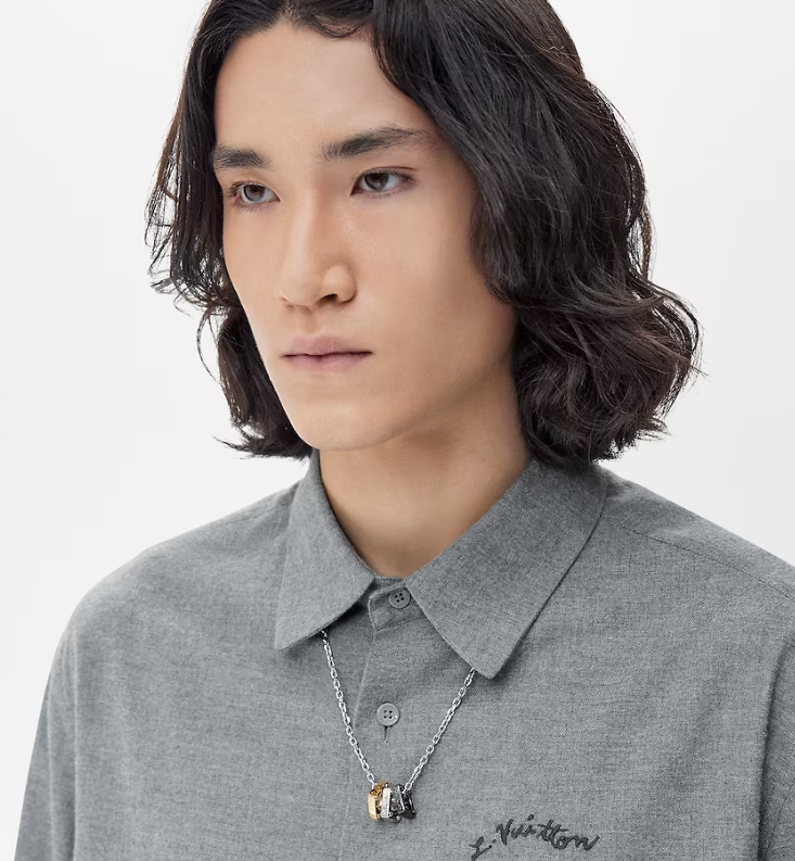 LV   Monogram Bold Necklace