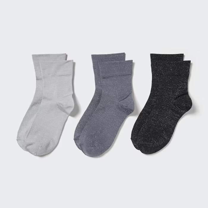 Crew Glitter Socks (3 Pairs) Lamé adds a touch of sparkle. Convenient crew length that goes with any bottoms.