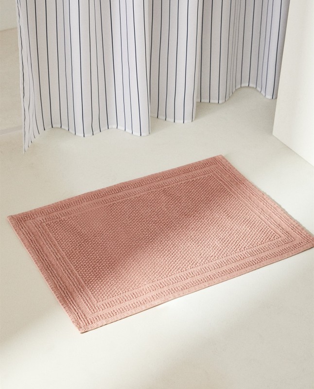 COTTON BATH MAT