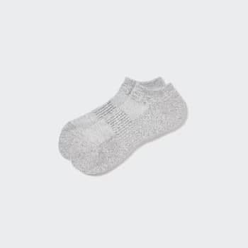 HEATTECH Pile Short Socks Warm and comfy socks packed with comfort features. Comfortable pile cushioning.