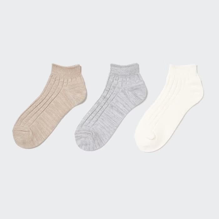 Short Socks 3 Pack (Mix Yarn Ribbed) Sleek short length. Mixed color socks add a style accent to your feet.