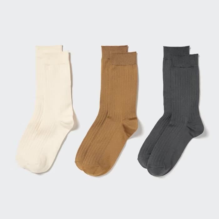 Wide Ribbed Socks (3 Pairs) Glossy, elegant texture. Easily styles with a variety of shoes.